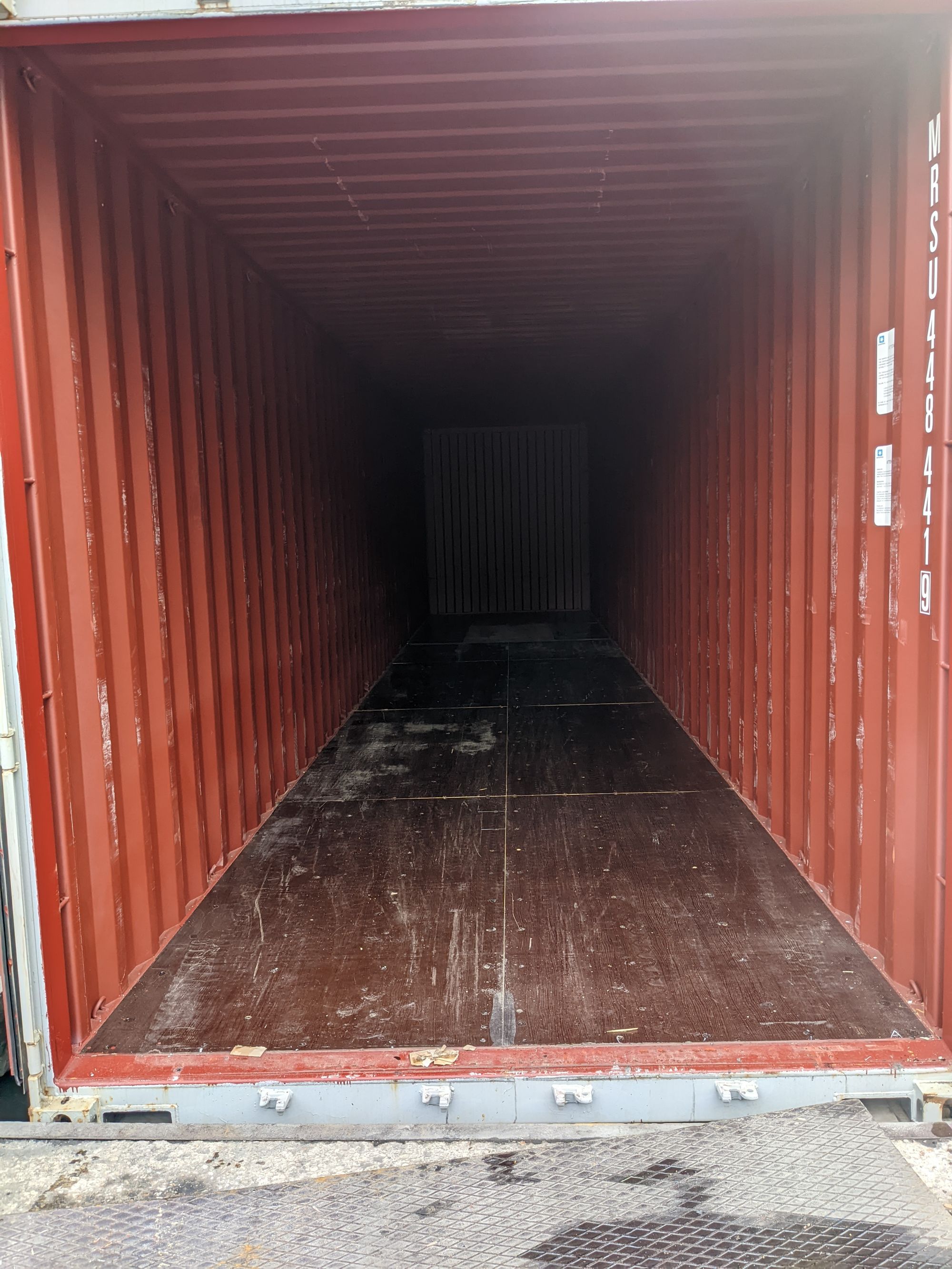Ein EliOra Container geht auf Reisen